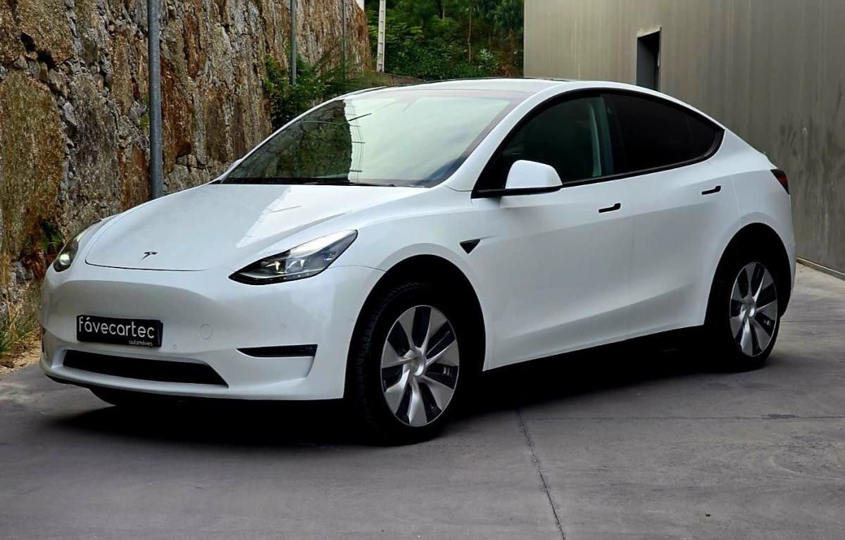 tesla-model-y-2022-eletrico-500cc