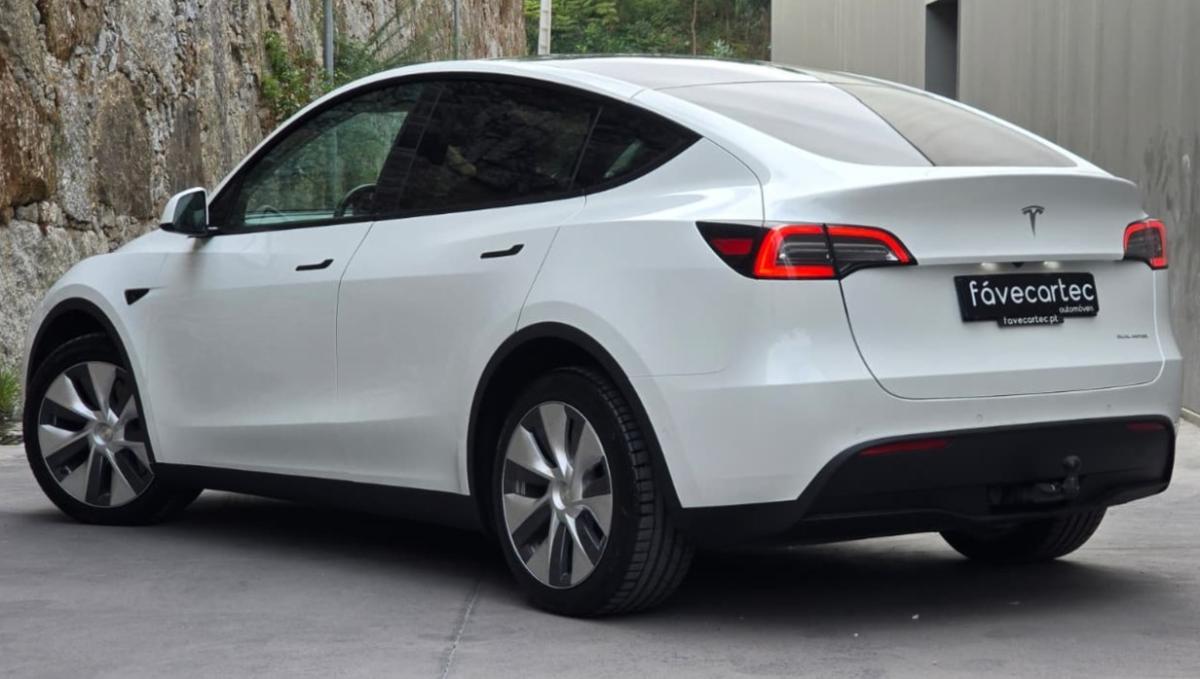 tesla-model-y-2022-eletrico-500cc