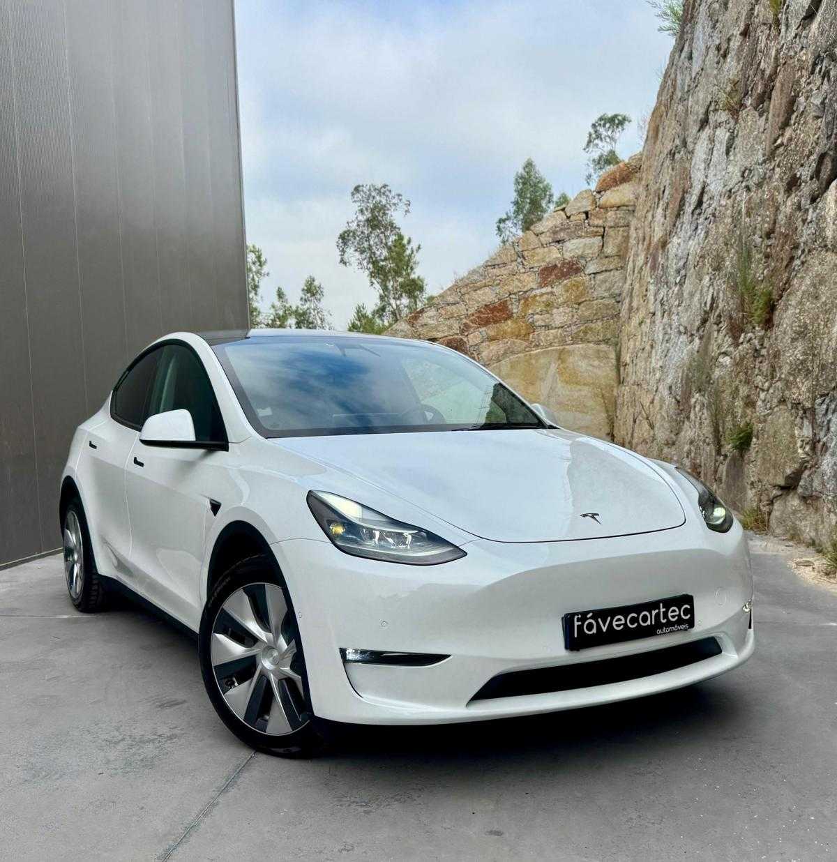 tesla-model-y-2022-eletrico-500cc