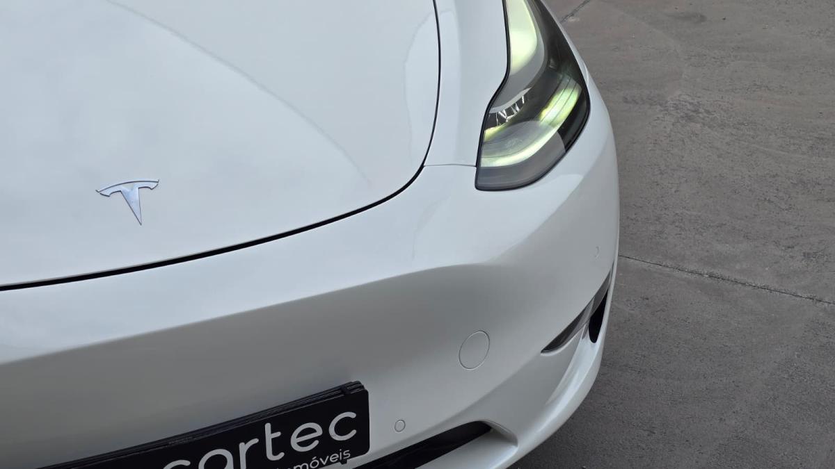 tesla-model-y-2022-eletrico-500cc