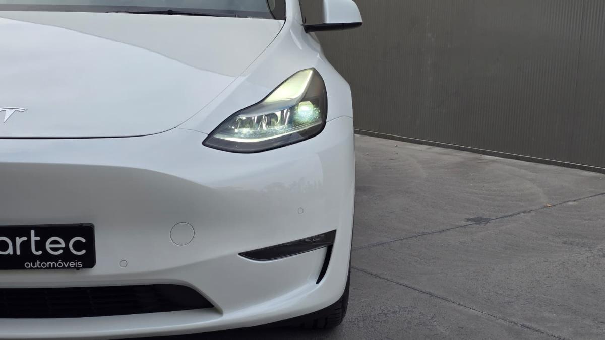 tesla-model-y-2022-eletrico-500cc