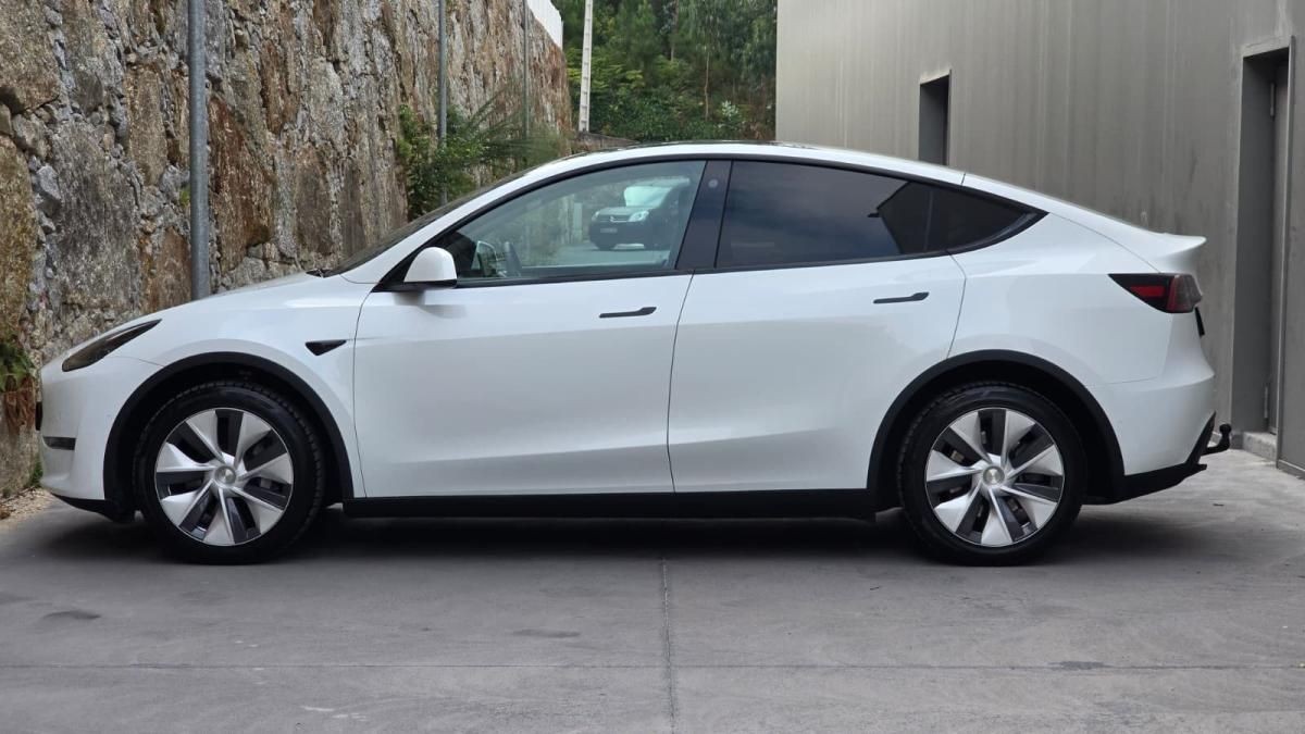 tesla-model-y-2022-eletrico-500cc