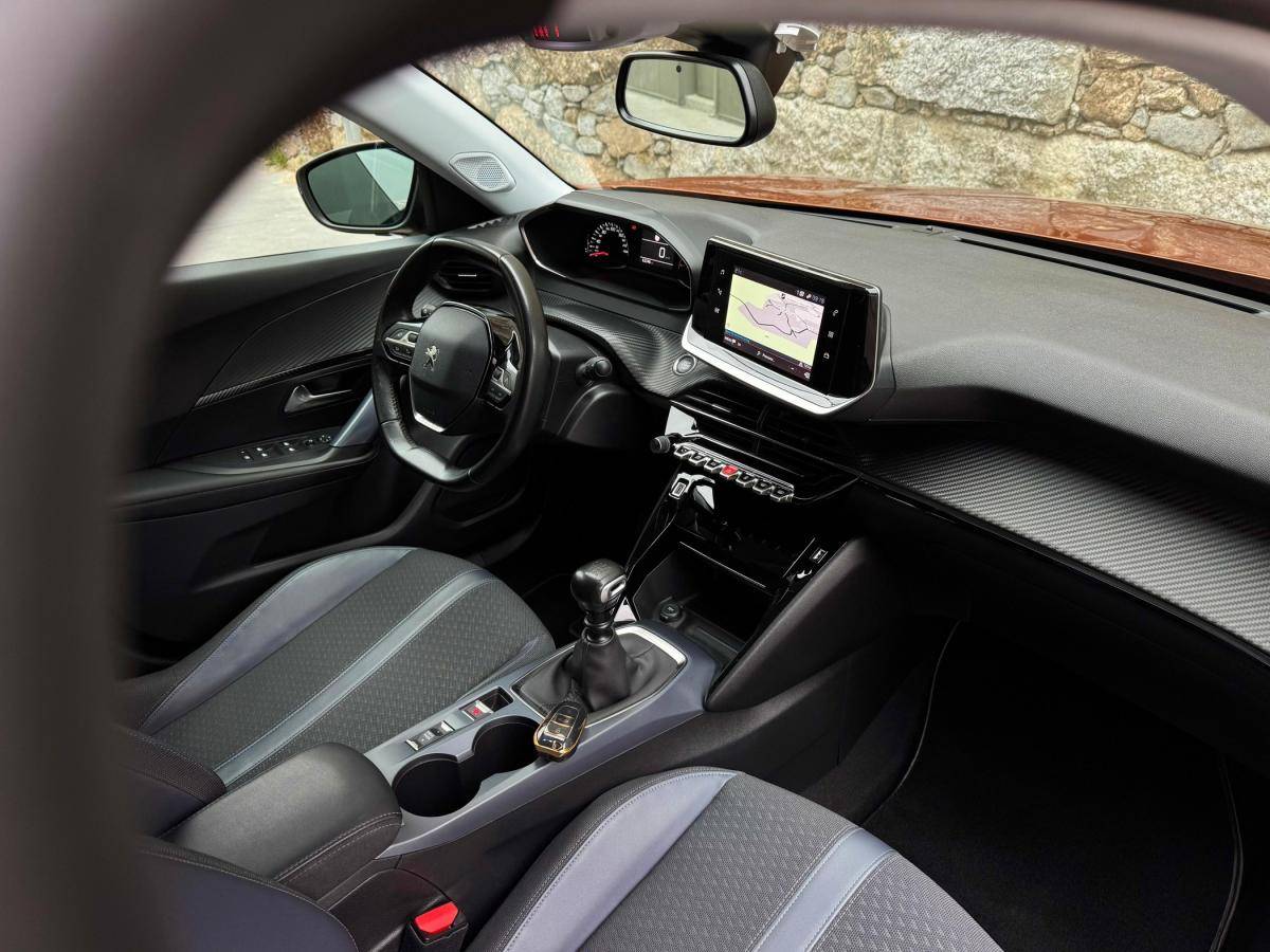 peugeot-2008-2020-gasolina-1199cc