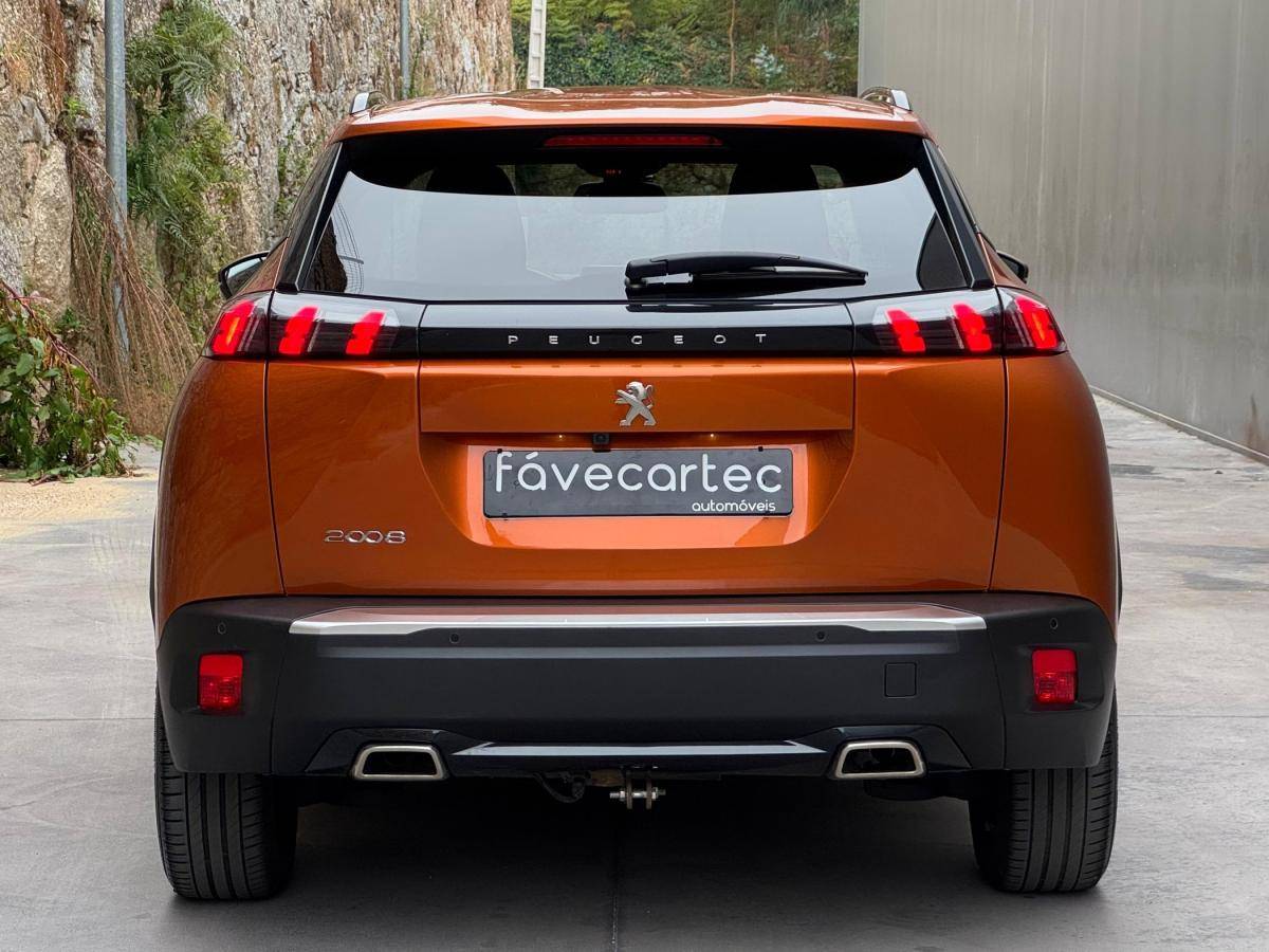 peugeot-2008-2020-gasolina-1199cc