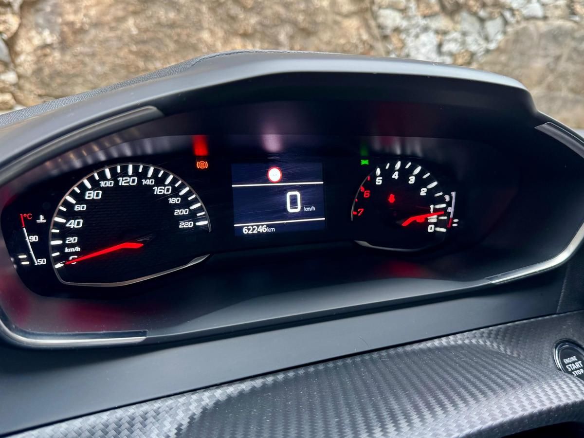 peugeot-2008-2020-gasolina-1199cc