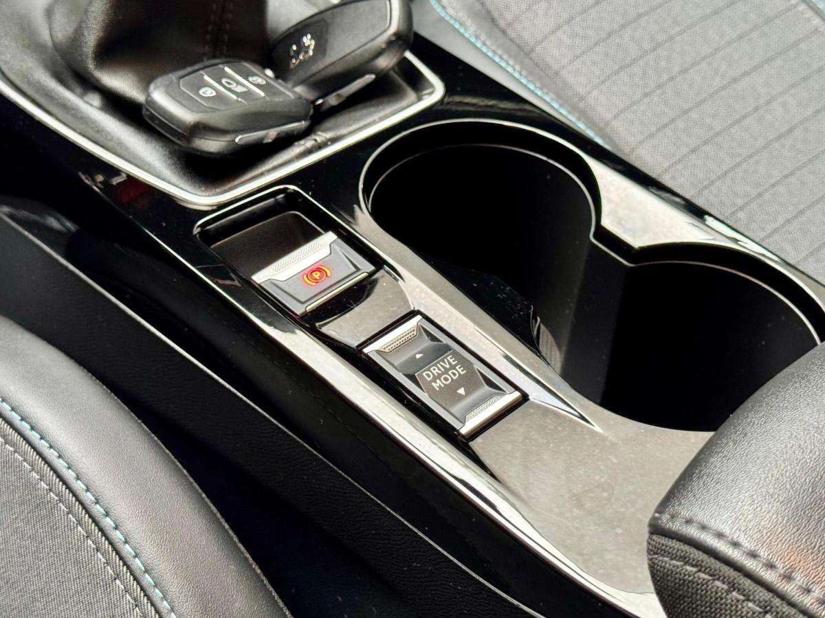 peugeot-208-2020-diesel-1499cc