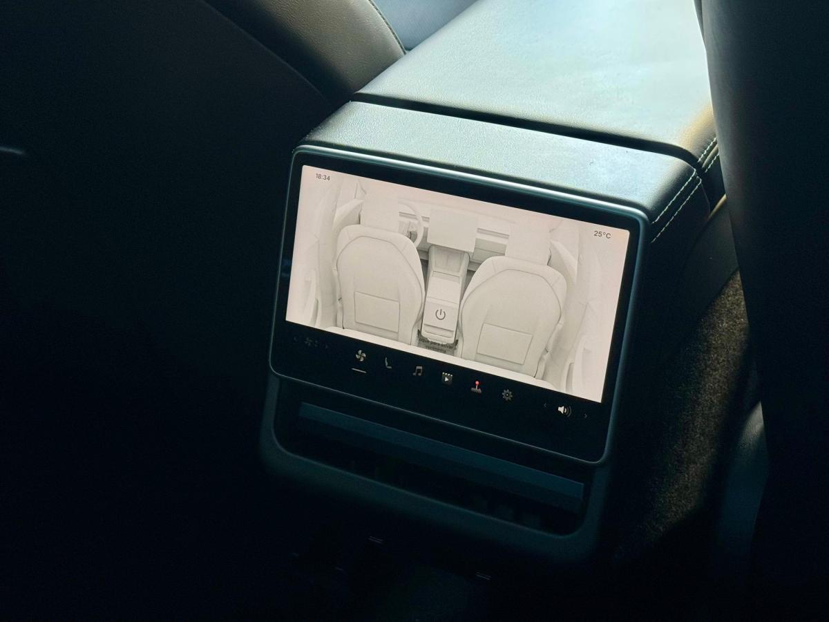 tesla-model-3-2023-eletrico-0cc