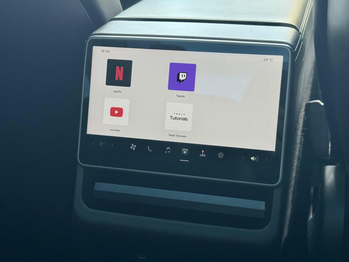 tesla-model-3-2023-eletrico-0cc
