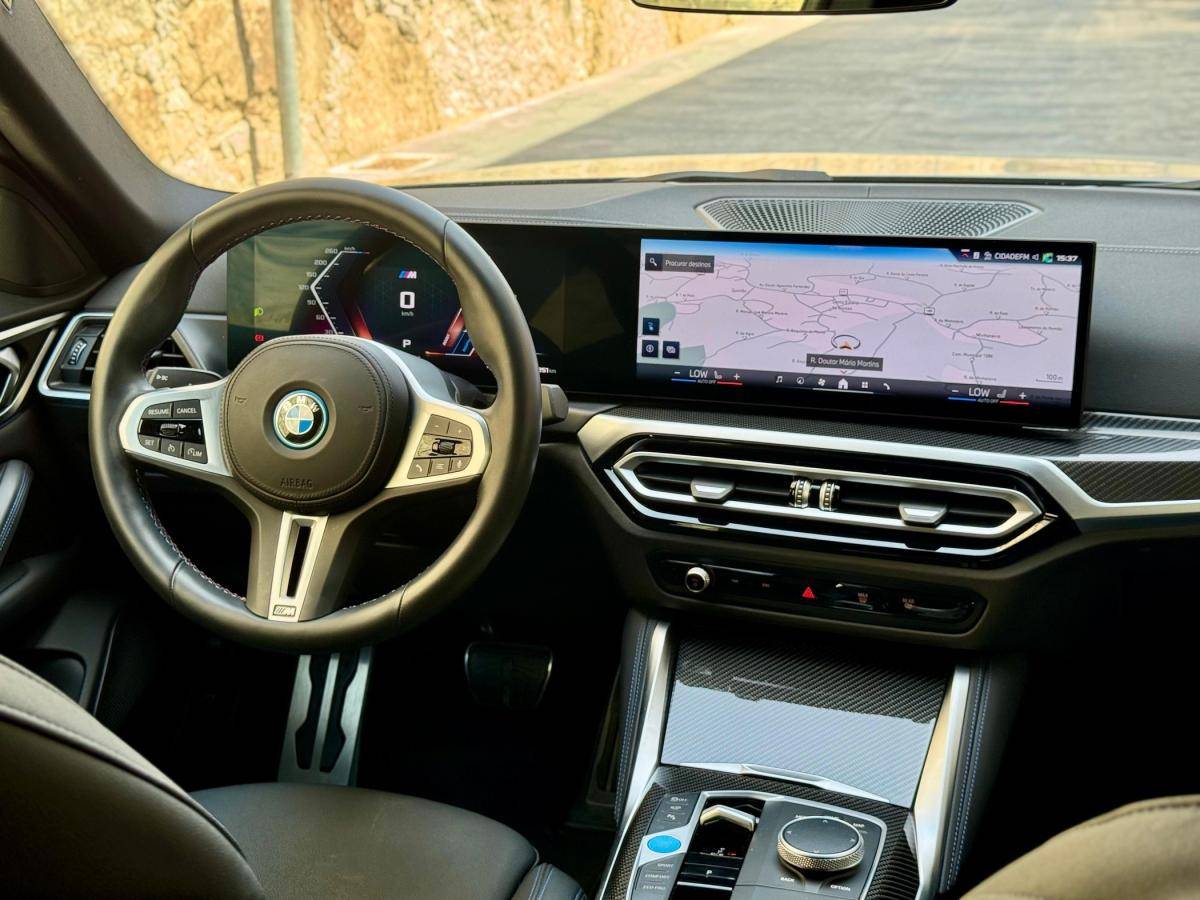 bmw-i4-2024-eletrico-0cc