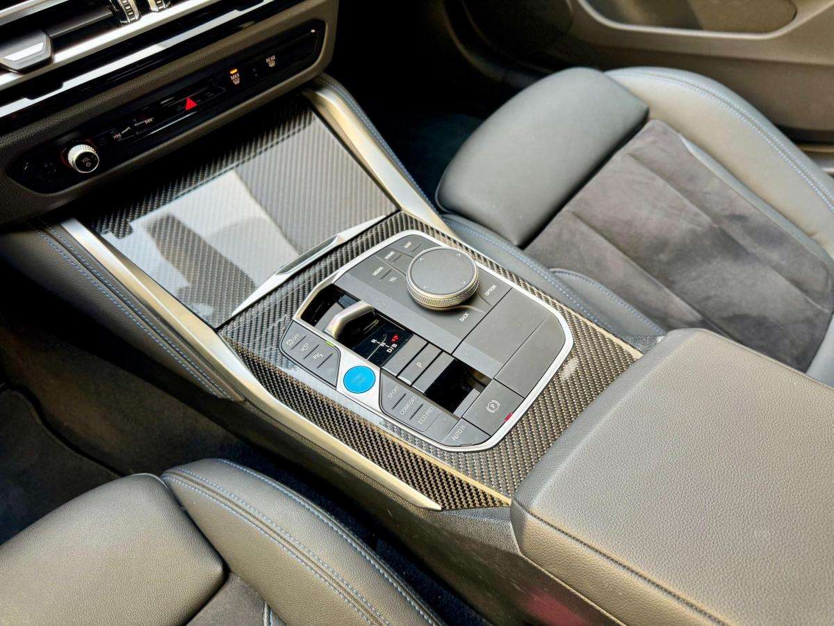 bmw-i4-2024-eletrico-0cc