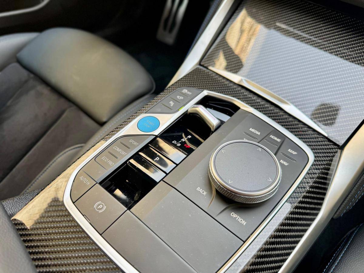 bmw-i4-2024-eletrico-0cc