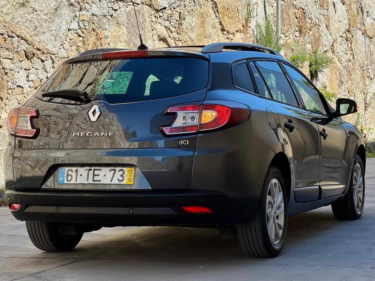 renault-megane-sport-tourer-2013-diesel-1461cc