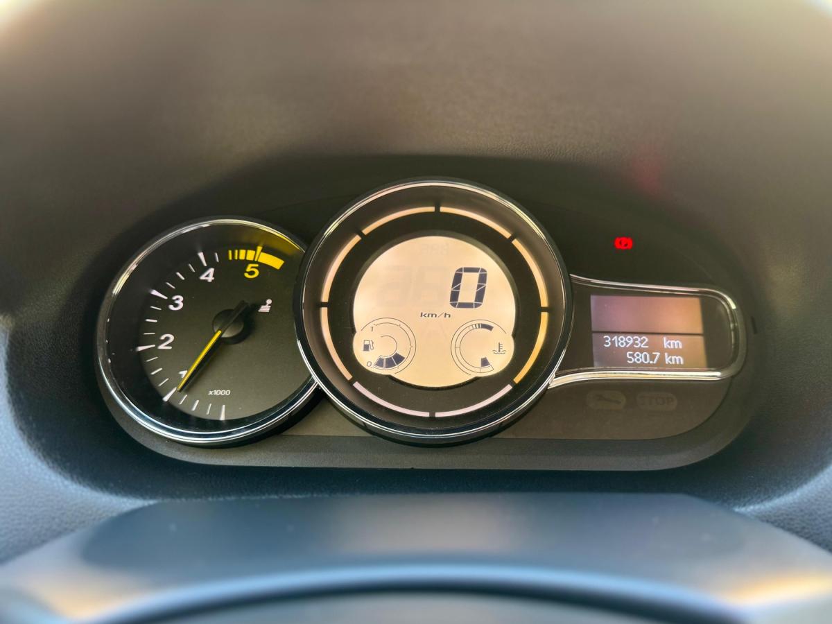 renault-megane-sport-tourer-2013-diesel-1461cc