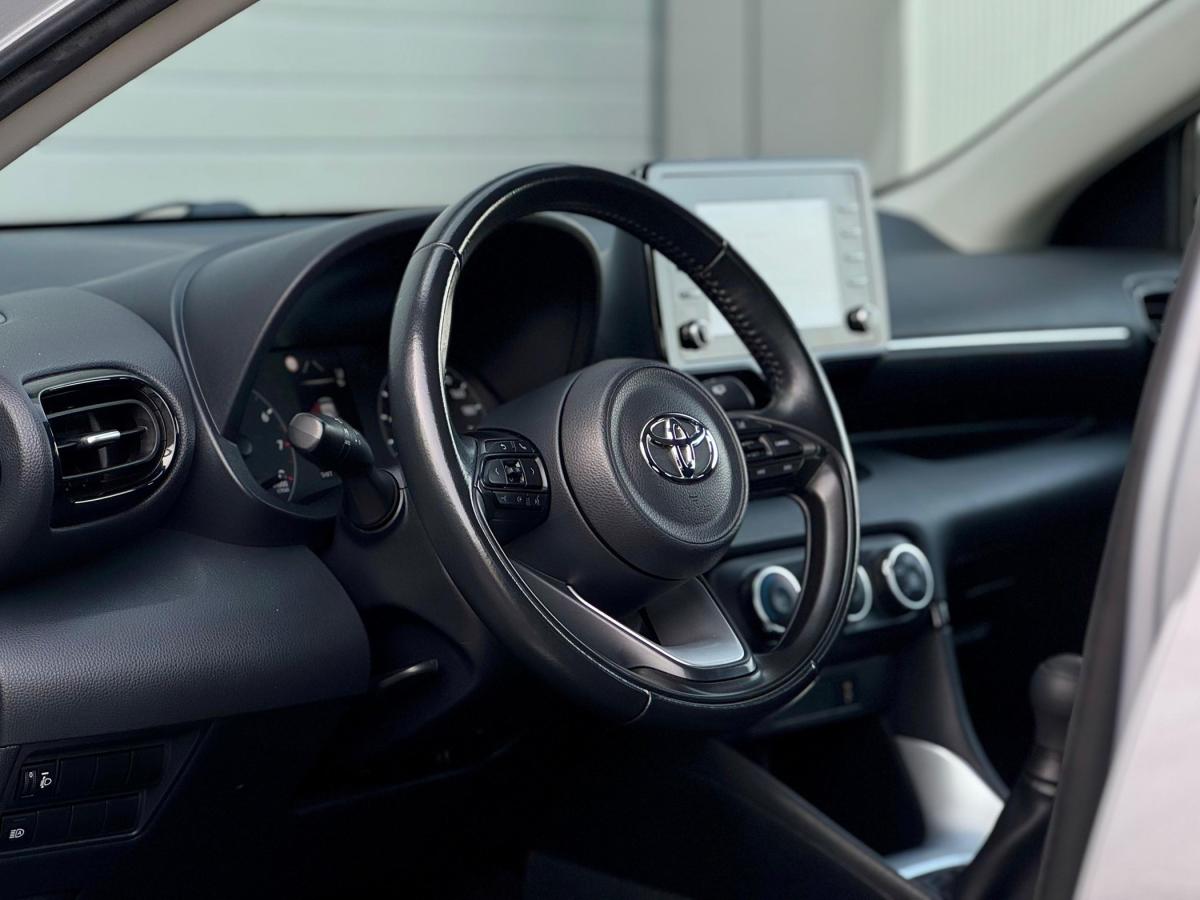 toyota-yaris-2022-gasolina-998cc