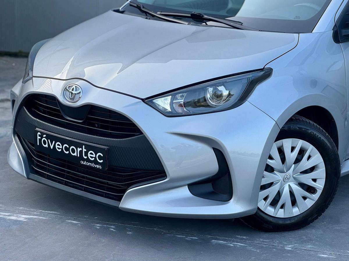 toyota-yaris-2022-gasolina-998cc