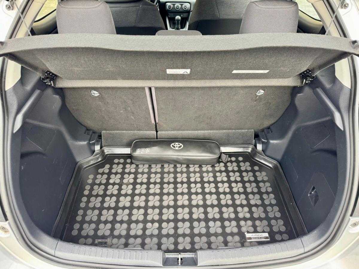 toyota-yaris-2022-gasolina-998cc