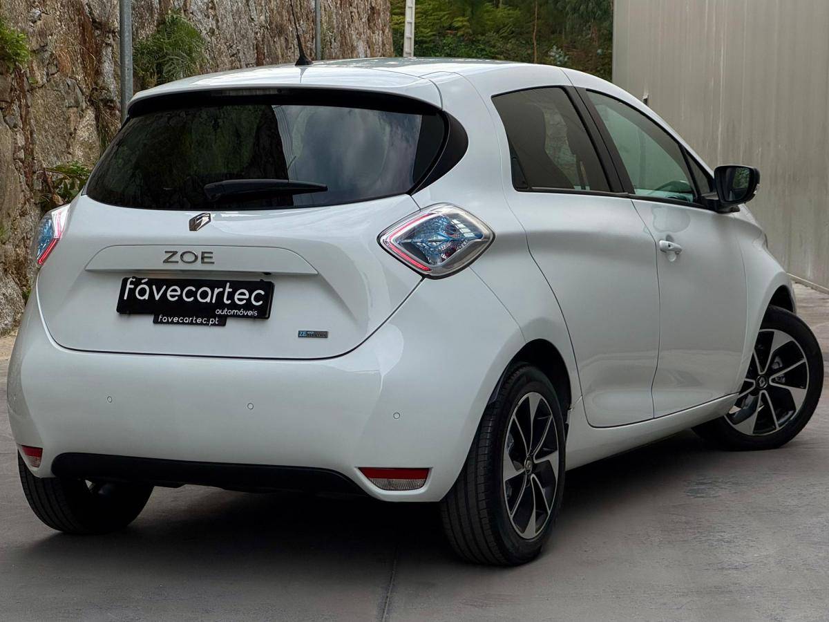 renault-zoe-2017-eletrico-0cc