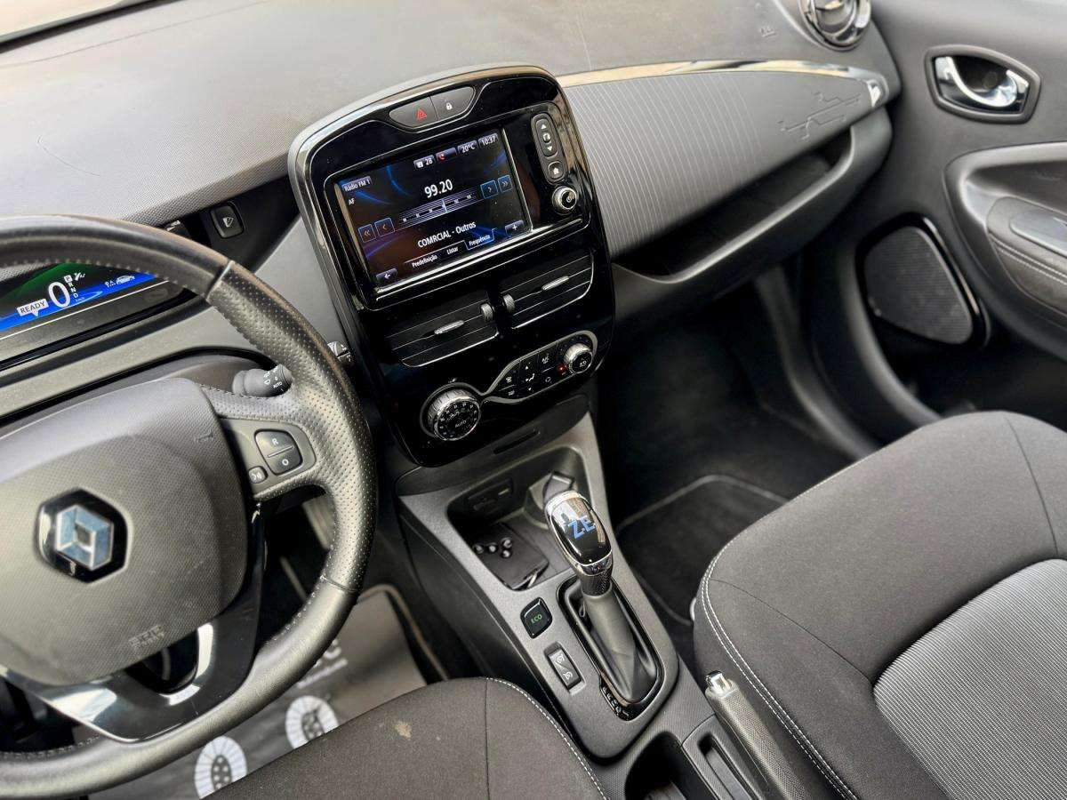 renault-zoe-2017-eletrico-0cc