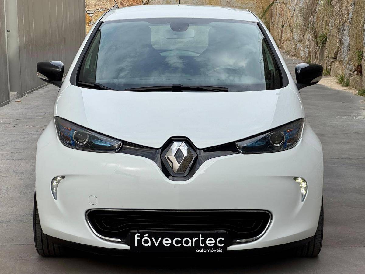 renault-zoe-2017-eletrico-0cc