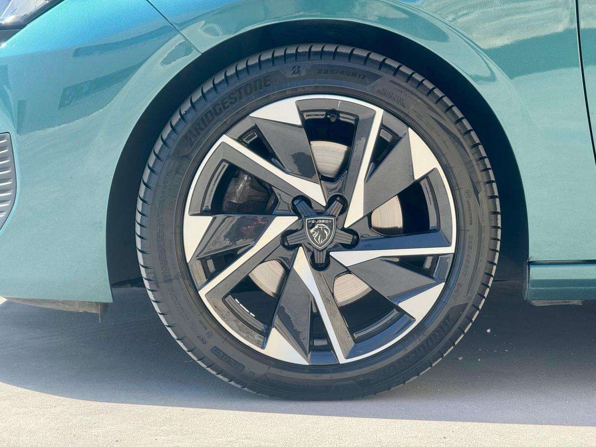 peugeot-308-sw-2023-gasolina-1199cc