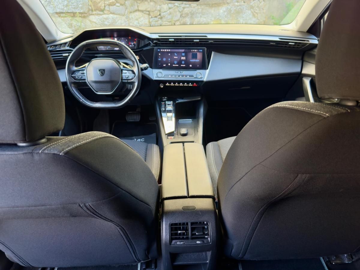 peugeot-308-sw-2023-gasolina-1199cc