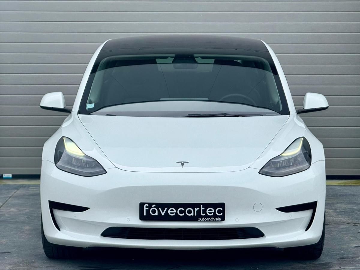 tesla-model-3-2023-eletrico-500cc