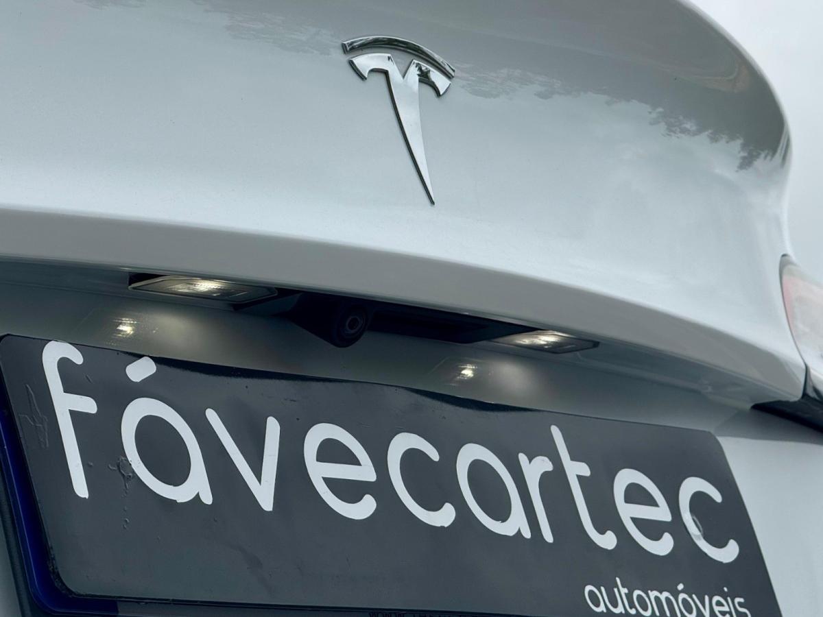 tesla-model-3-2023-eletrico-500cc