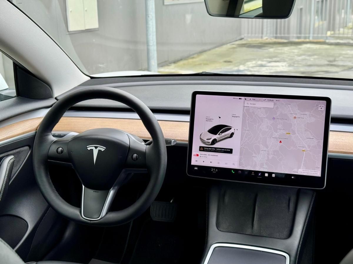 tesla-model-3-2023-eletrico-500cc