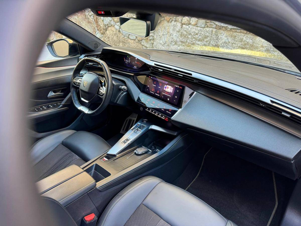 peugeot-308-sw-2023-gasolina-1199cc