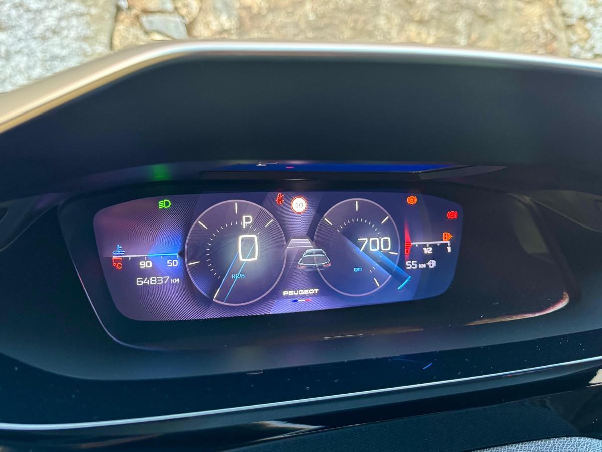 peugeot-308-sw-2023-gasolina-1199cc