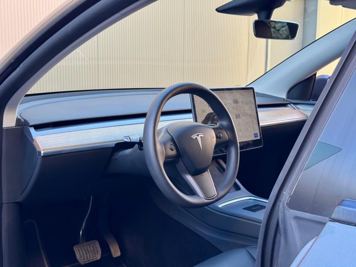 tesla-model-y-2022-eletrico-0cc