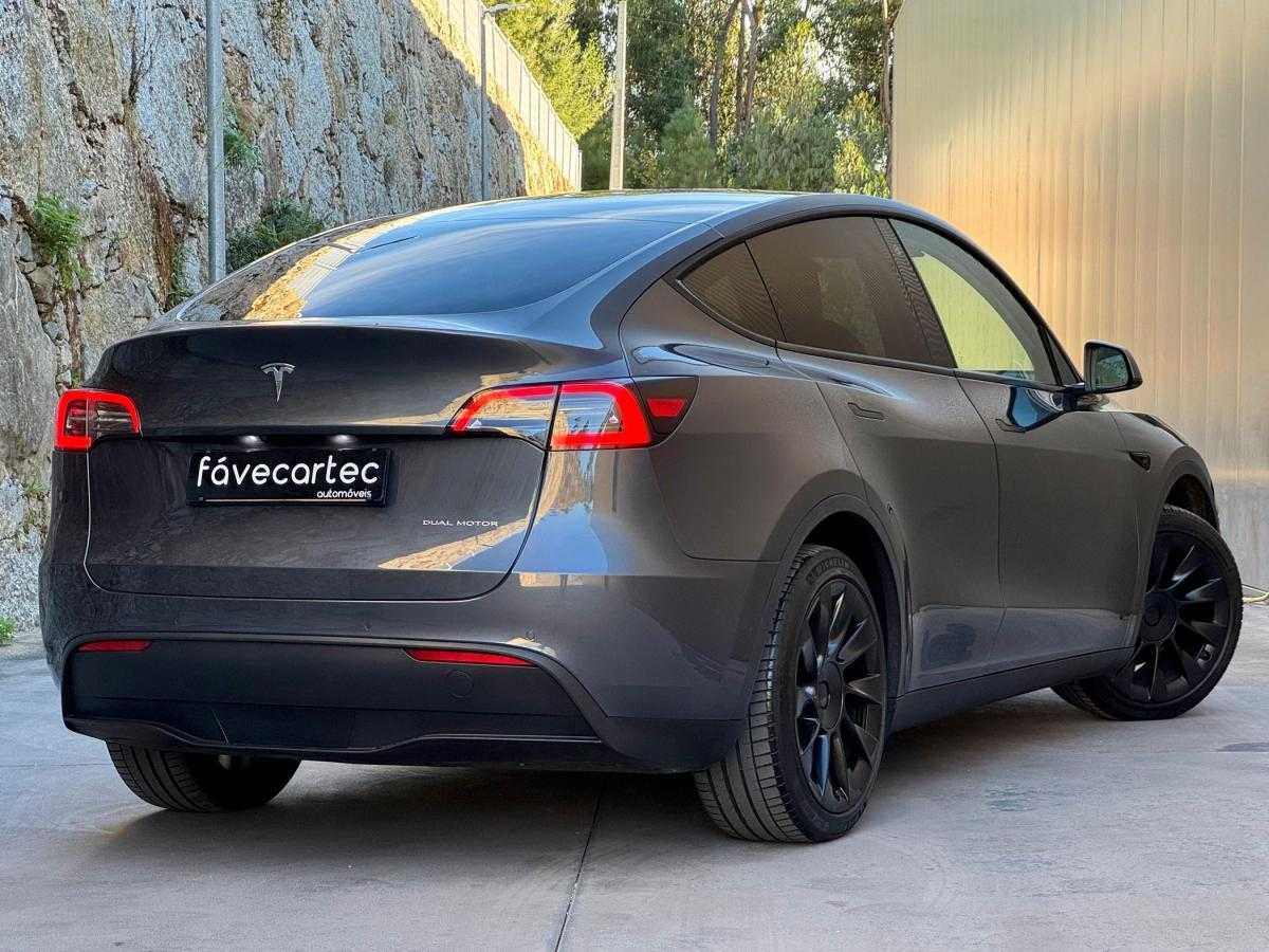 tesla-model-y-2022-eletrico-0cc