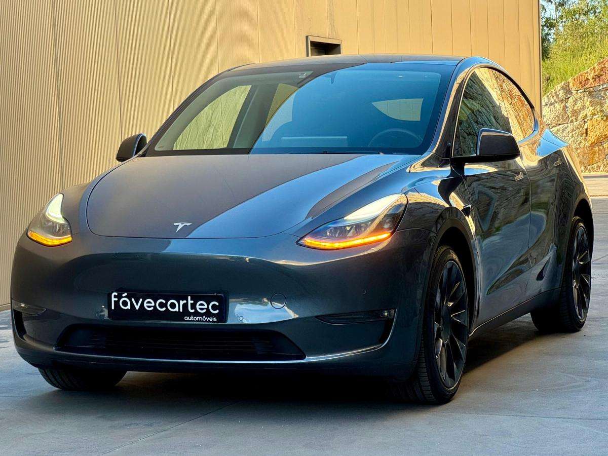 tesla-model-y-2022-eletrico-0cc