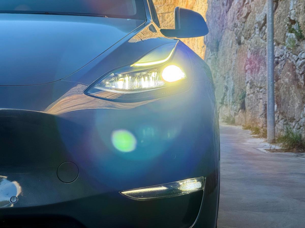 tesla-model-y-2022-eletrico-0cc
