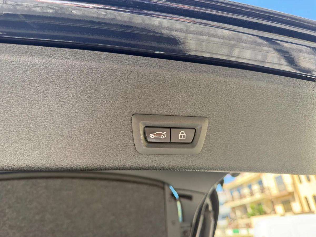 bmw-x4-xdrive20d-2017-diesel-1995cc