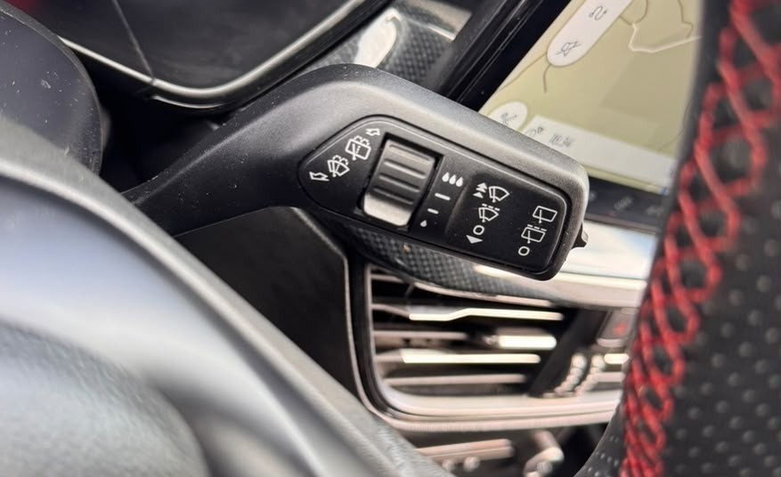 ford-focus-2023-hibrido-999cc