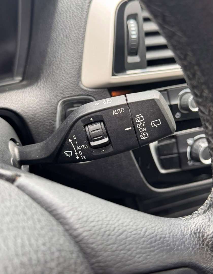bmw-serie-1-2019-diesel-1496cc