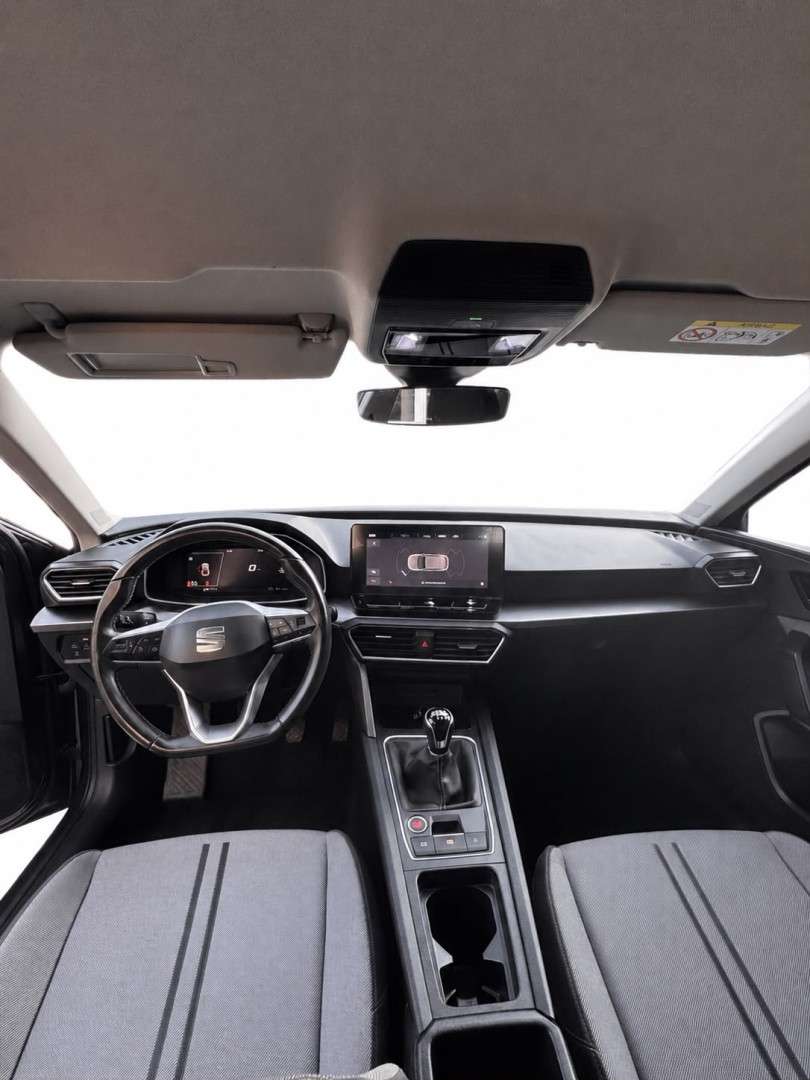 seat-leon-2023-diesel-1968cc