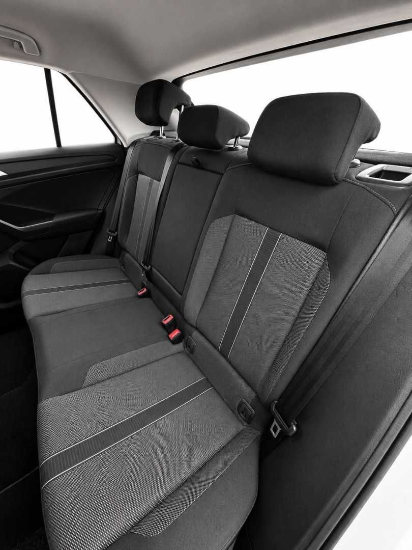 volkswagen-t-roc-2023-gasolina-999cc