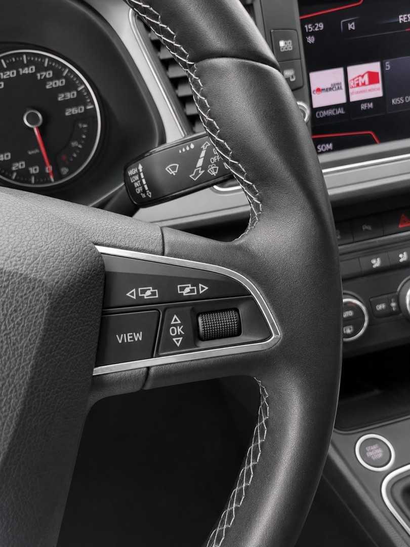 seat-leon-2019-diesel-1598cc