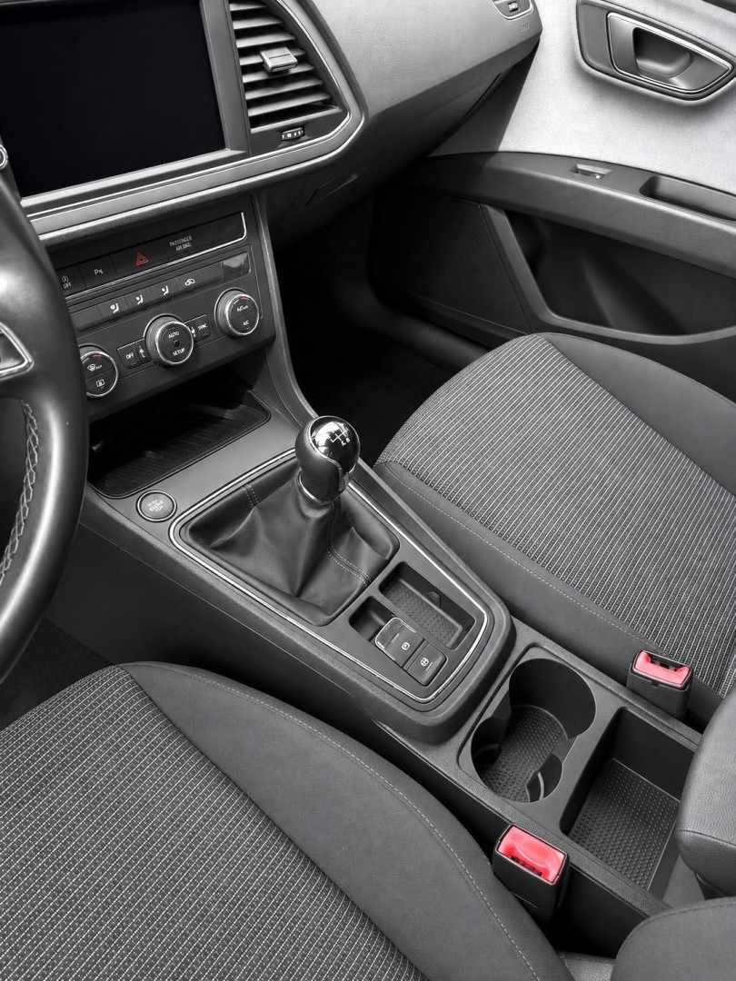 seat-leon-2019-diesel-1598cc