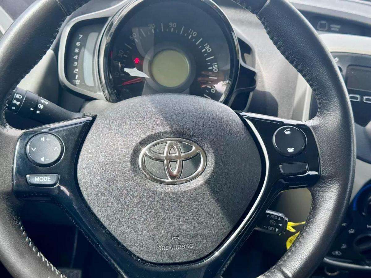 toyota-aygo-2017-gasolina-998cc