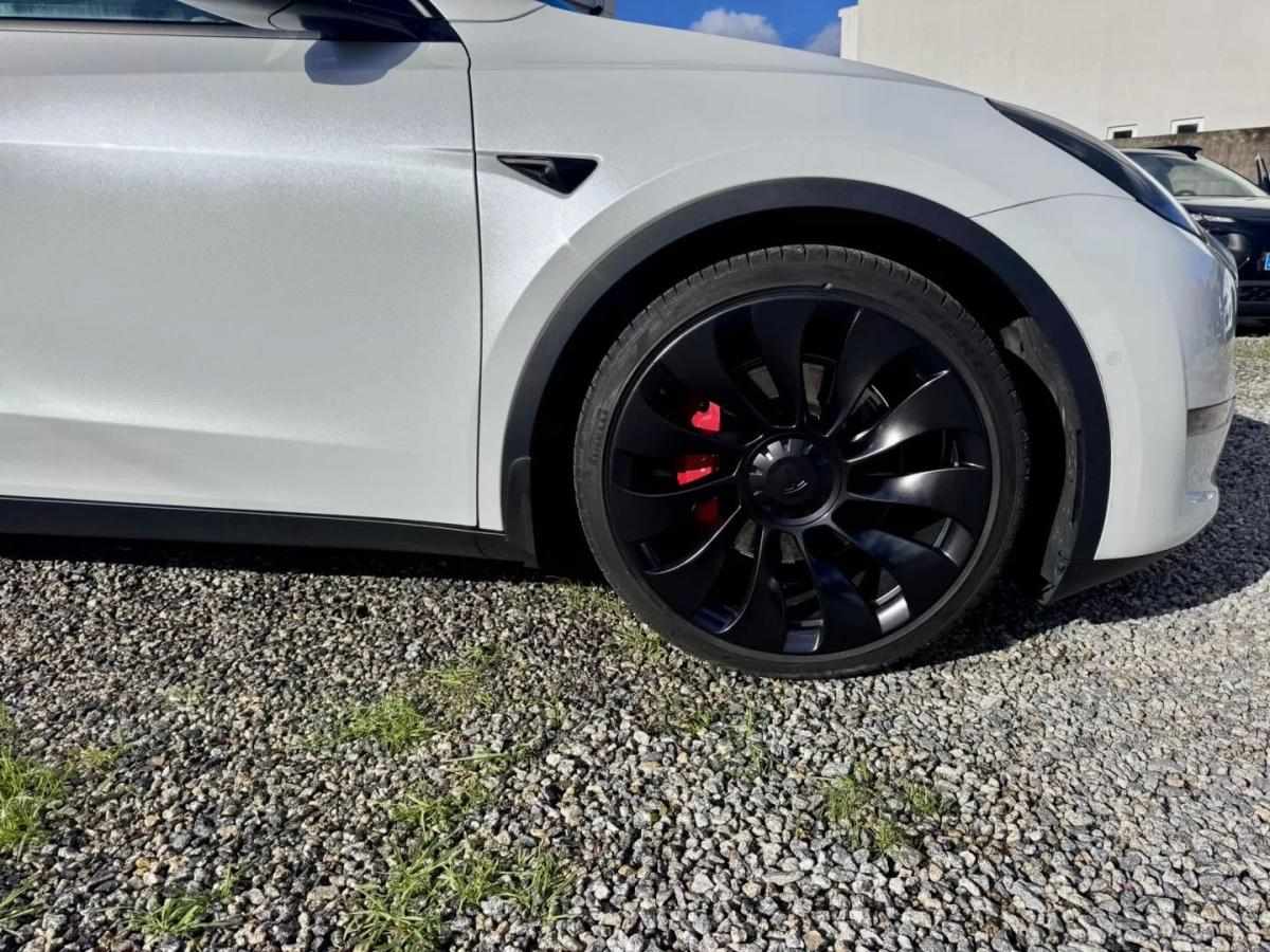 tesla-model-y-2022-eletrico-200cc