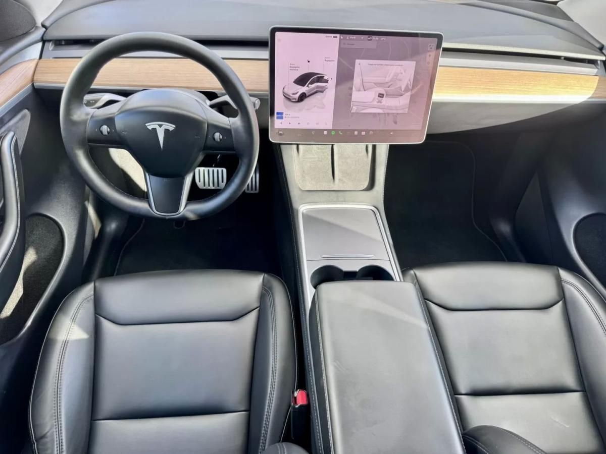 tesla-model-y-2022-eletrico-200cc