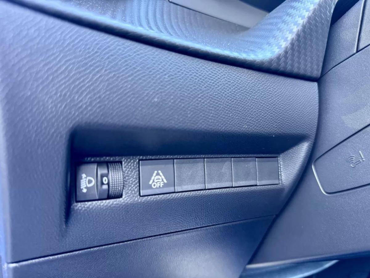 peugeot-208-2020-diesel-1499cc
