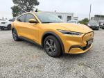 ford-mustang-mach-e-2022-eletrico-200cc