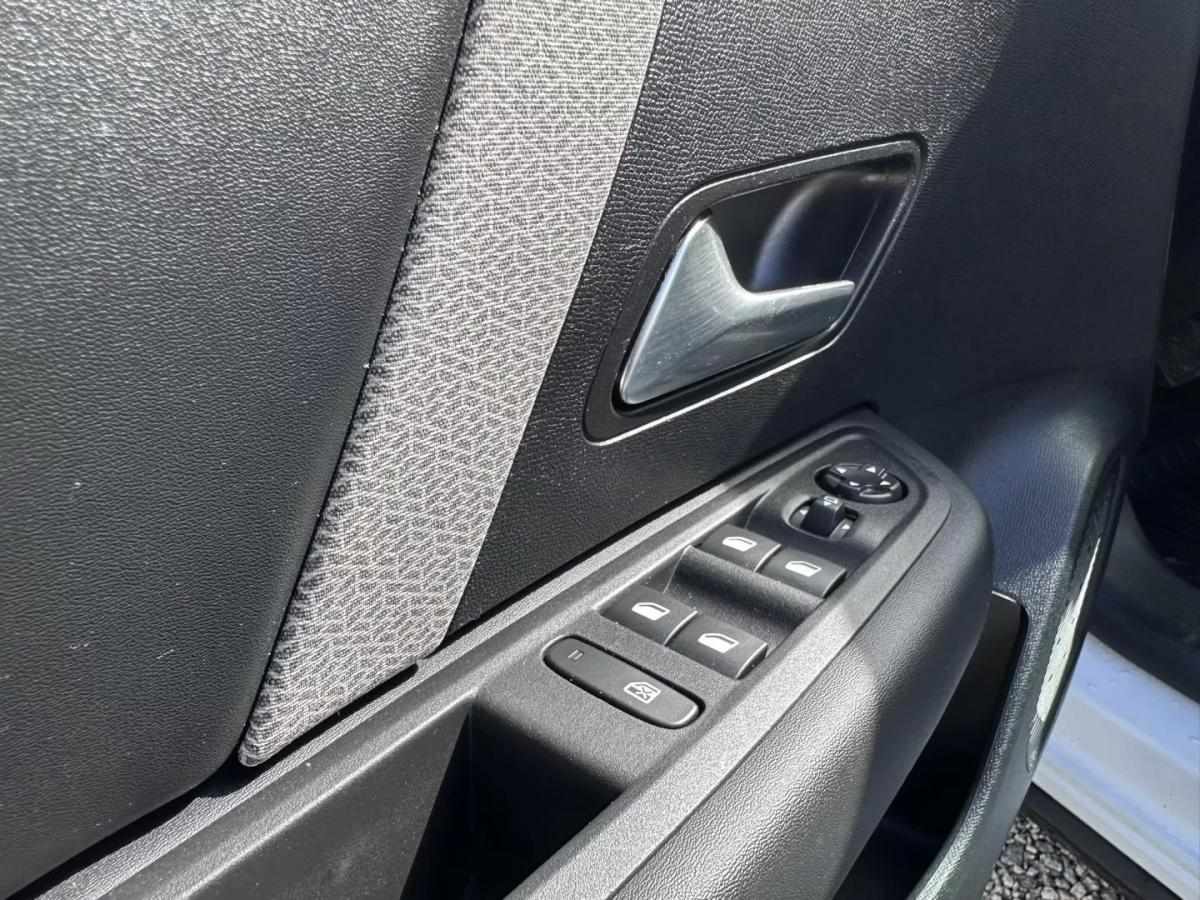 citroen-c4-2022-eletrico-200cc