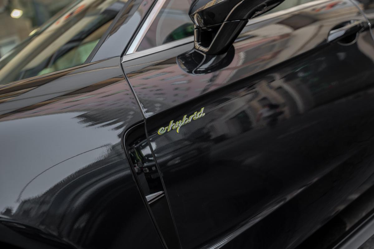 porsche-panamera-sport-turismo-2023-hibrido-a-gasolina-2894cc