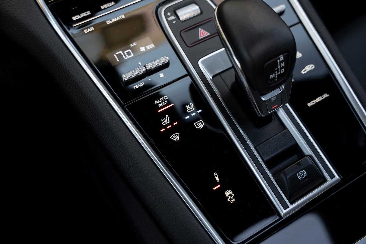 porsche-panamera-sport-turismo-2023-hibrido-a-gasolina-2894cc