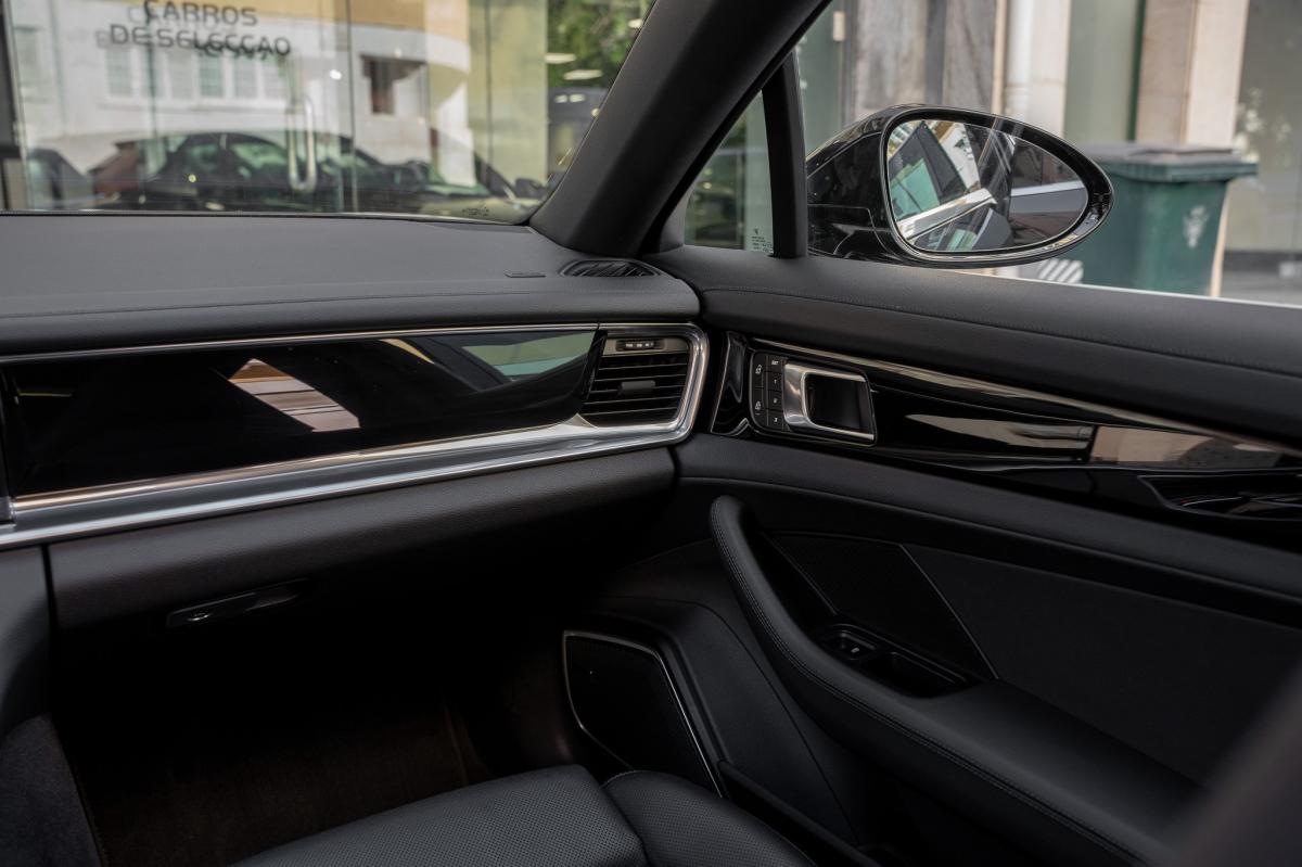 porsche-panamera-sport-turismo-2023-hibrido-a-gasolina-2894cc